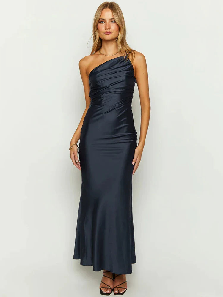 Lisa - Backless Maxi Dress