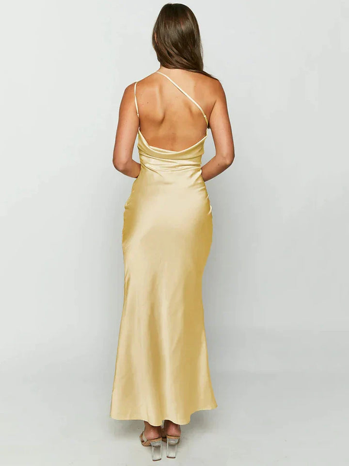 Lisa - Backless Maxi Dress